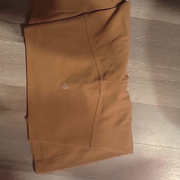 Lululemon Align High Rise Shorts Brown Size 4 10 Inch Inseam - Picture 4 of 5